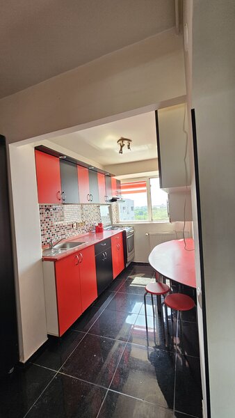 Titan Apartament stylish la doar 2 minute de metrou Titan!